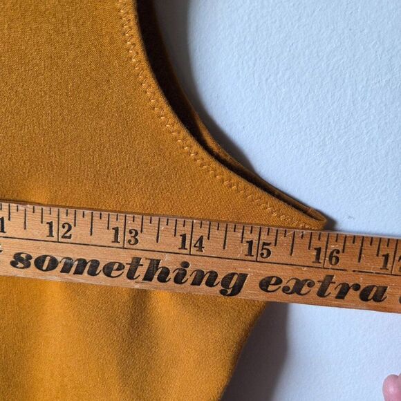 LIKE NEW SHINESTAR SCOOP NECK MUSTARD TANK BODYSUIT SIZE M - Picture 9 of 14